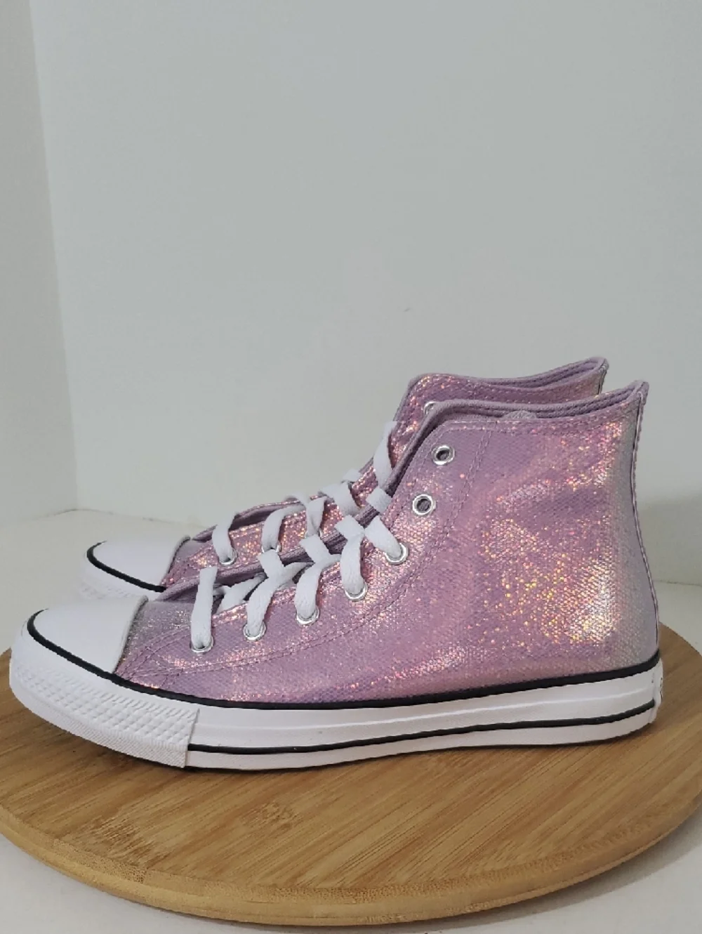 Converse CTAS Hi Tops Altitude Lilac Sparkly Size 6 Big Kid NIB